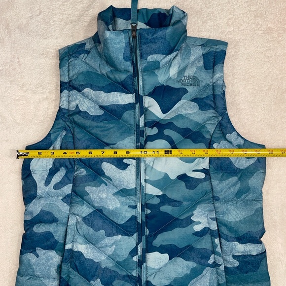 The North Face Blue Cameo Womens Puffer Vest - Picture 8 of 9